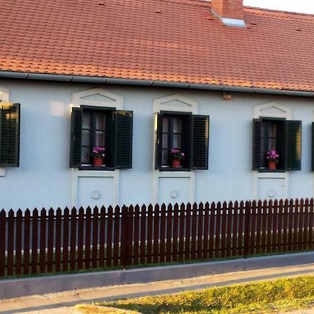 Отель Szentgyoergyvoelgy Vendeghaz Orseg Szentgyorgyvolgy Экстерьер фото